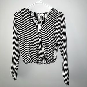 Women’s Long Sleeve Black and White Stripe Macy’s Top! Size XS! Brand New!